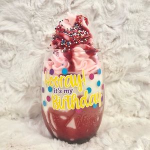 One hooray it’s my birthday candle